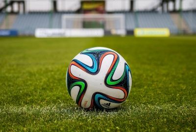 the-ball-488717_1920-400x270-MM-100